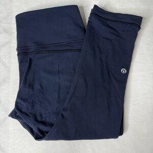 Lululemon Athletica Navy blue Leggings cropped Sz 6